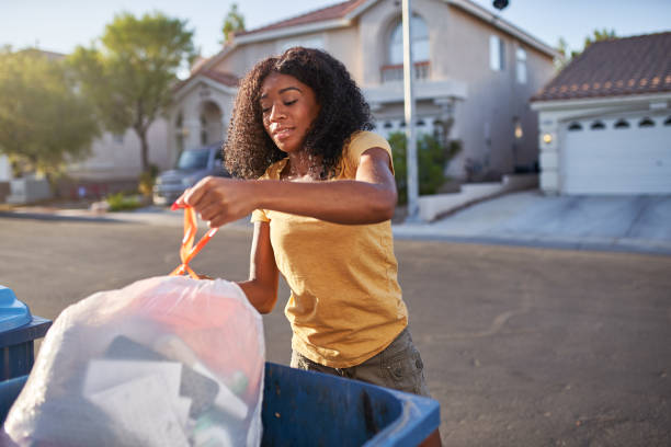 Best Dumpster Rental Services  in Edina, MN